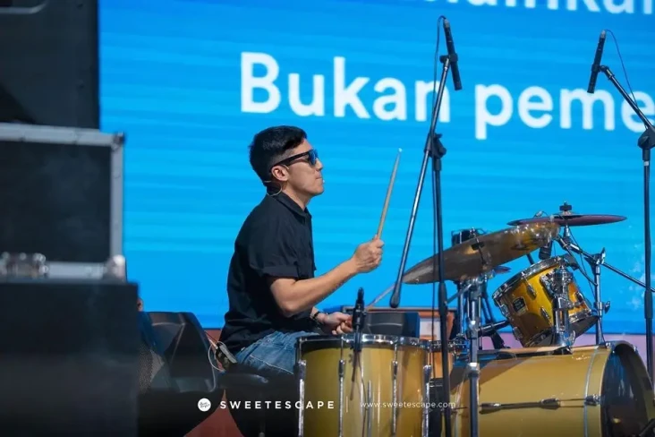 Jadi Drummer Sheila...