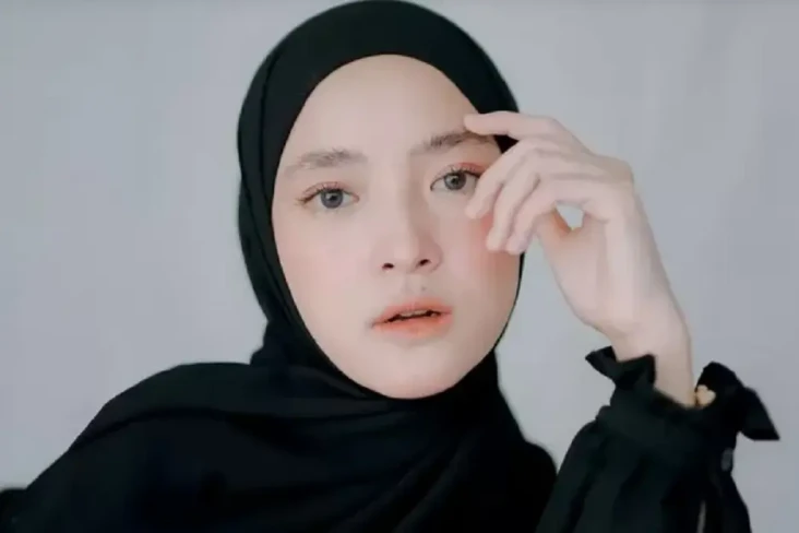 Viral Video Nissa Sabyan...