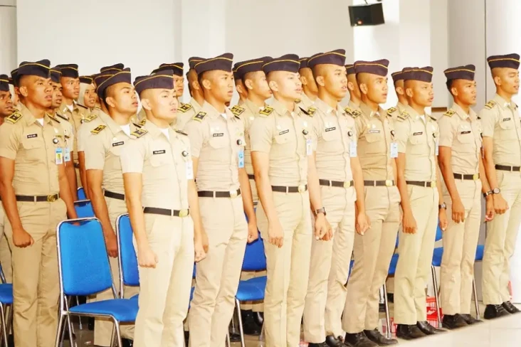 Apakah Lulusan IPDN...