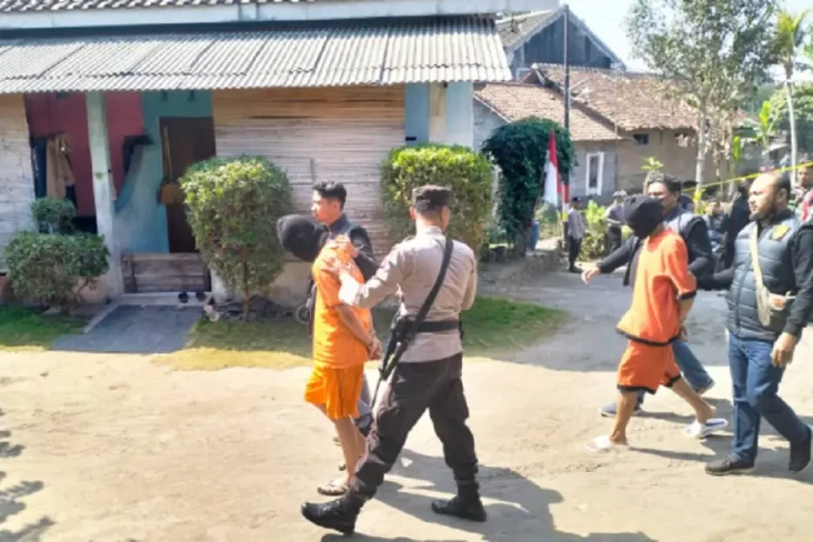 Rekontruksi Pembunuhan...