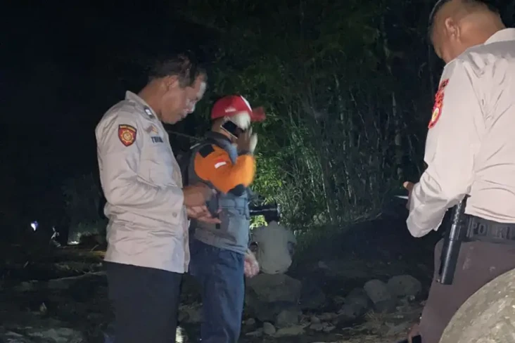 Pamit ke Sungai, Bocah...