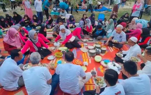 Dijamu Aneka Masakan,...