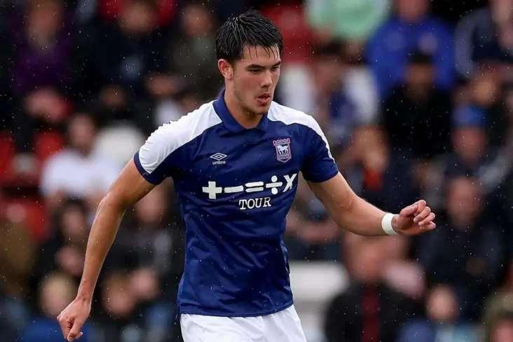 Bekuk Bristol Rovers,...