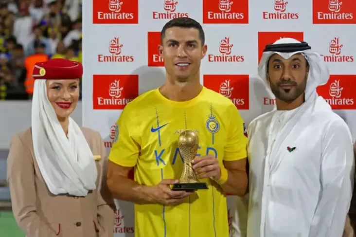 Cristiano Ronaldo Raih...