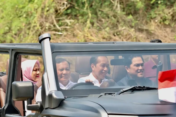 Jokowi Tepis Isu Setting...