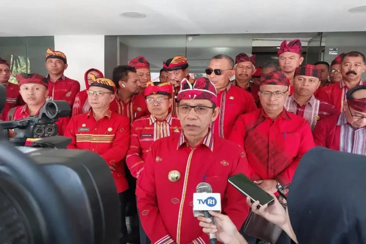 Pj Bupati Buton Adukan...