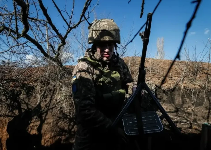 Tentara Ukraina yang...