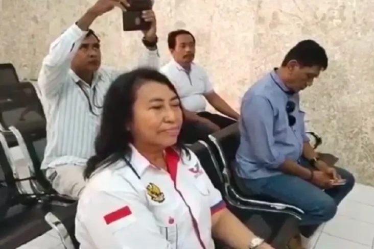 Sidang Putusan Kasus...