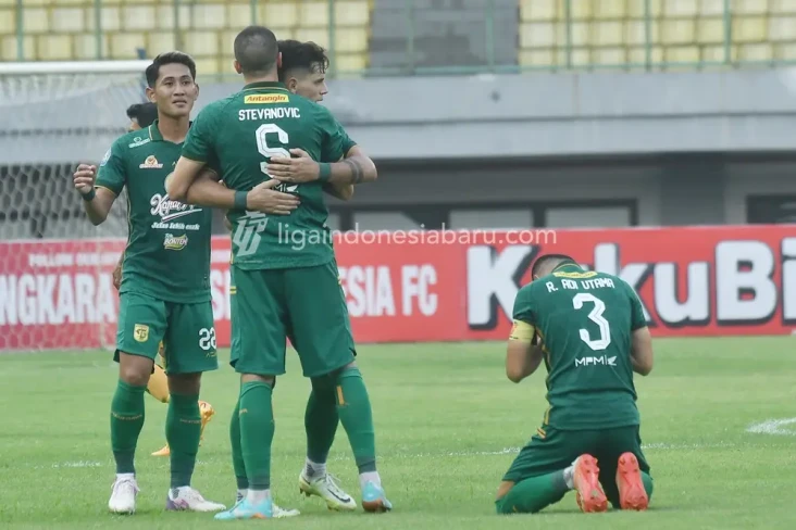 Persebaya vs Persita:...