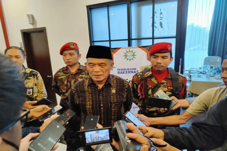 Menko PMK Ungkap Ada...