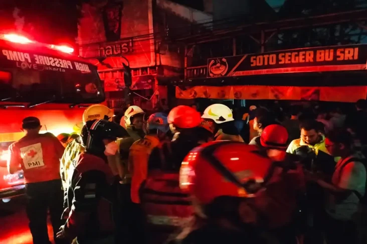 Kebakaran Hebat di Kawasan...