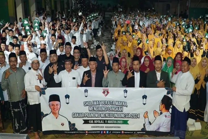 Saga Gelar Selawat Mengiringi...