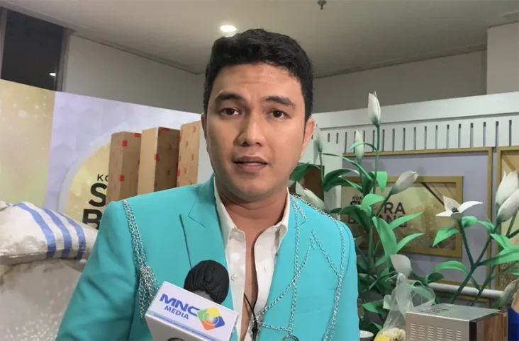 Aldi Taher Ramaikan...