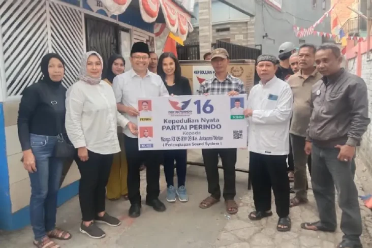 Penuhi Kebutuhan Warga,...