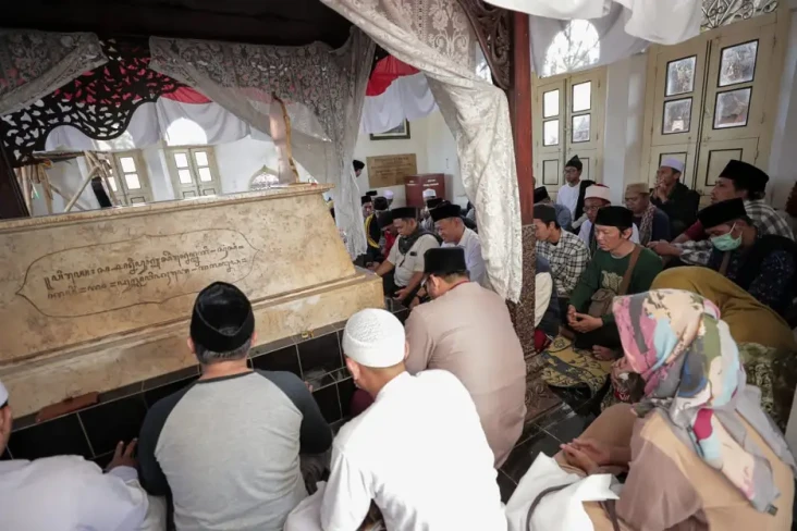 Santri Ganjar Gelar...