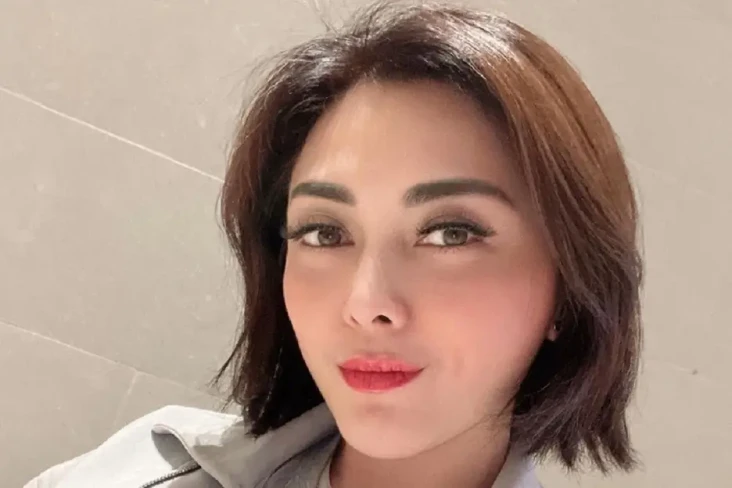 Alasan Dhena Devanka...