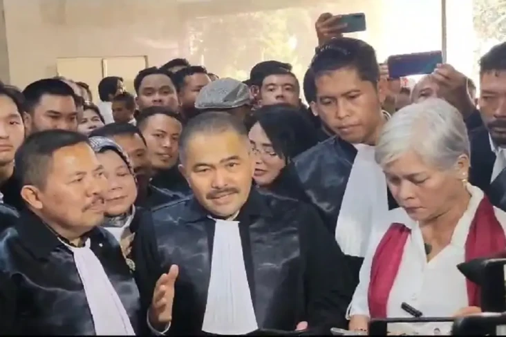 Tiba di Bareskrim, Kamaruddin...