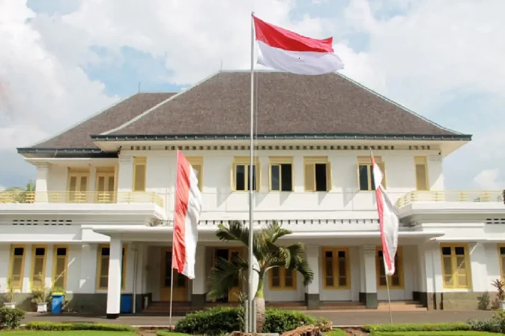 Sejarah Museum Perumusan...