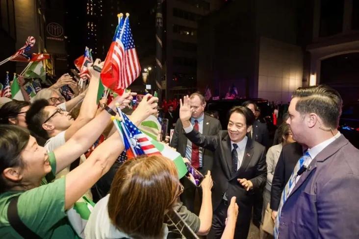Wapres Taiwan Kunjungi...