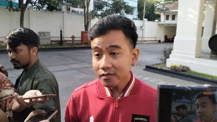 Gibran Siap Pertemukan...