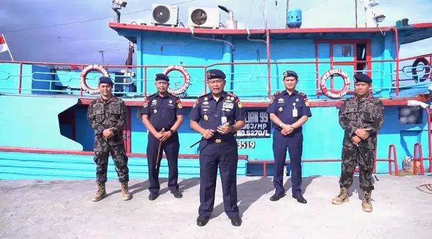 KKP Hentikan Aksi Transhipment...
