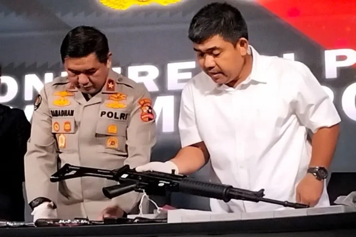 Senpi Milik Teroris...