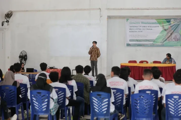 Gelar Seminar, Civitas...