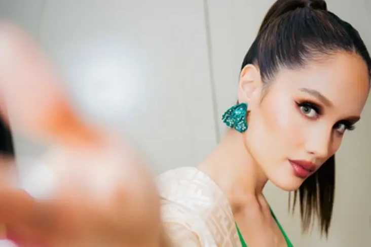 6 Artis Indonesia yang...