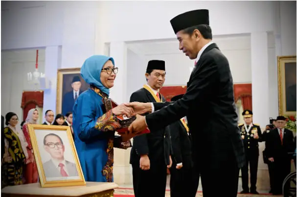 Tiga Begawan Budaya...