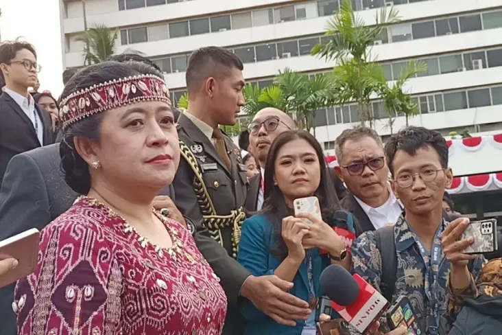 Golkar Merapat ke KKIR,...