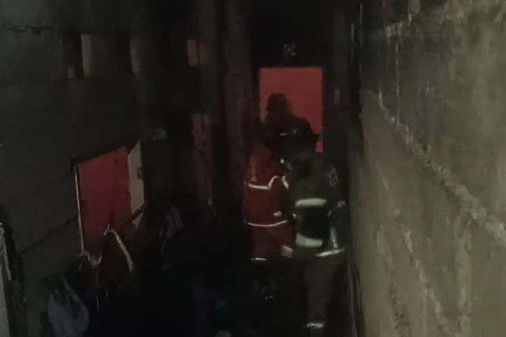 Kebakaran Rumah di Bekasi,...