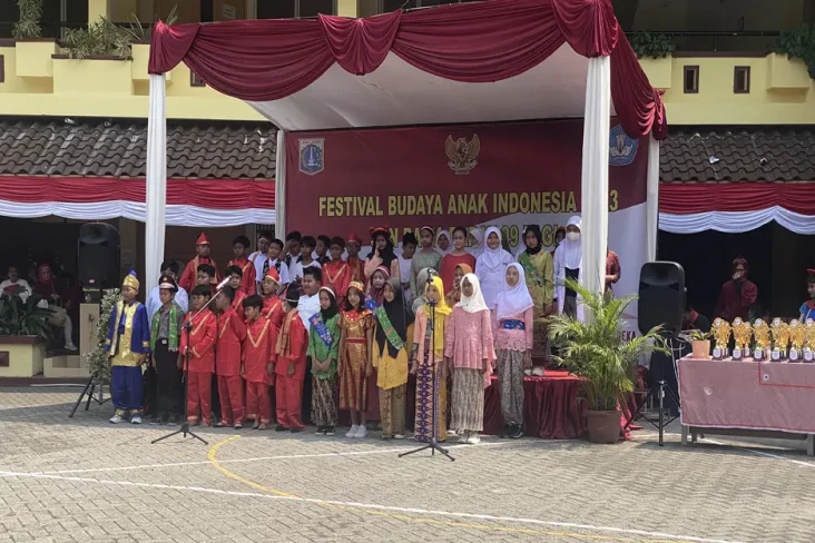 Lagu Ciptaan Liliana...