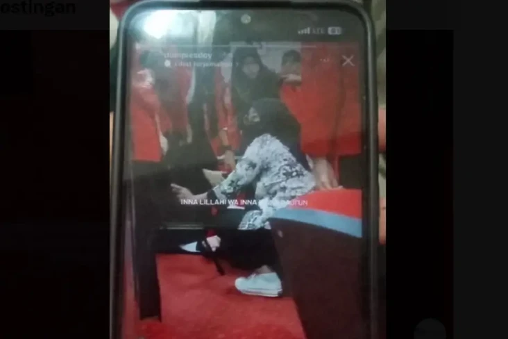 Kabar Duka, Mahasiswa...