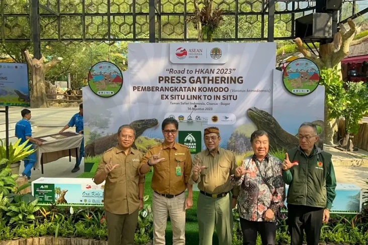 6 Ekor Komodo Dilepaskan...