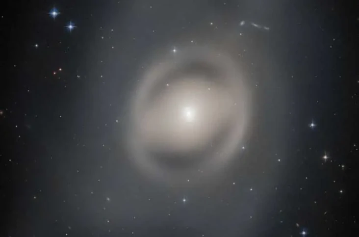 Teleskop Hubble Rekam...