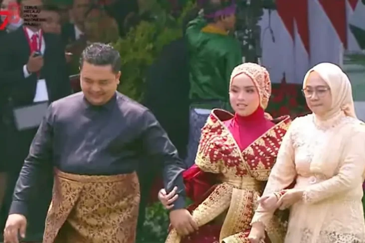 Putri Ariani Goyang...