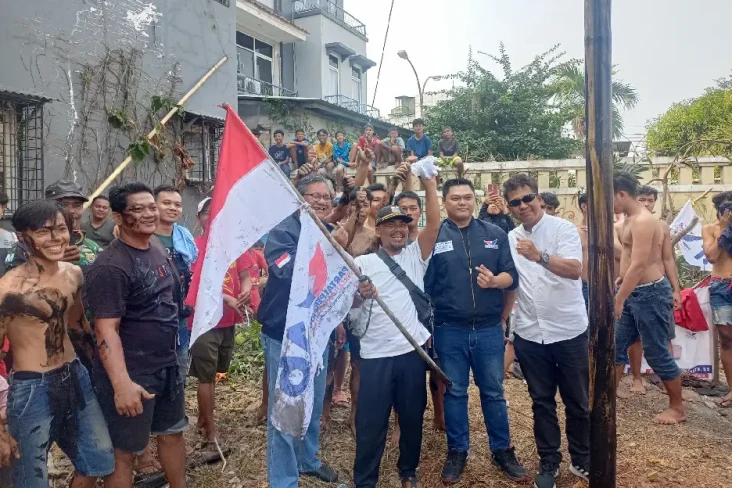 Bacaleg Perindo Gelar...