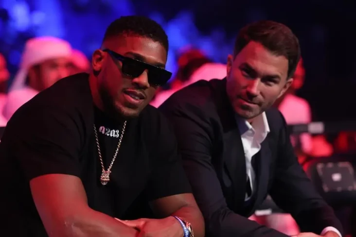 Eddie Hearn Yakin Anthony...