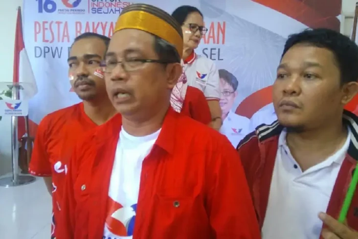 Antusias Ikuti Pesta...