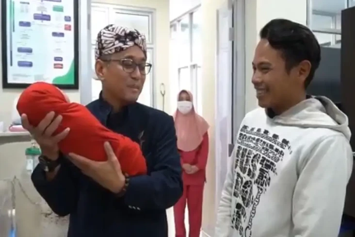 Tangis Bahagia Usman...