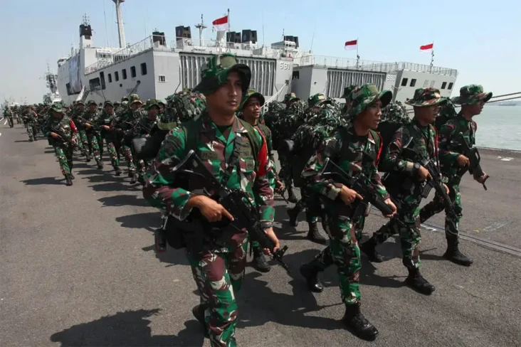 UU TNI Digugat ke MK,...
