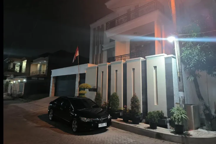 Usai Digeledah KPK,...