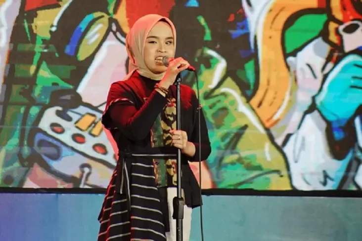 Putri Ariani Buka Konser...