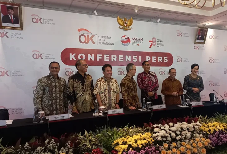 Agusman Resmi Jadi Anggota...