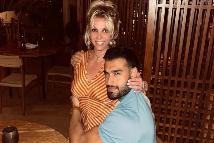 Gugat Cerai Britney...