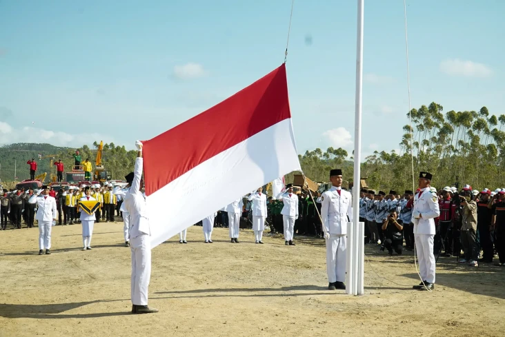 Upacara Bendera Kemerdekaan...