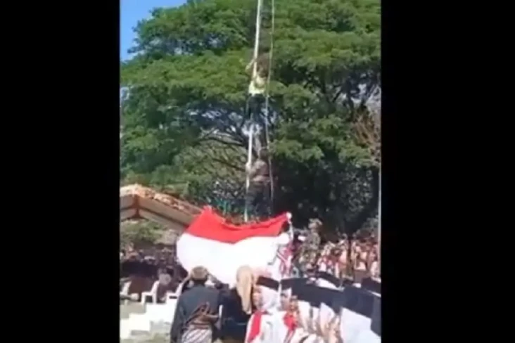 Heroik! Anggota Polisi...