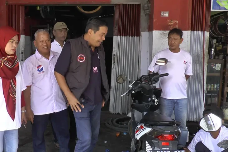 Pembagian Oli Gratis...