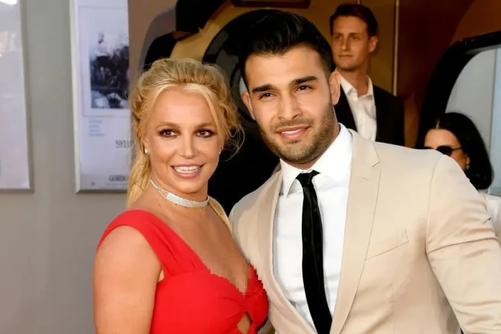 Sam Asghari Duga Britney...