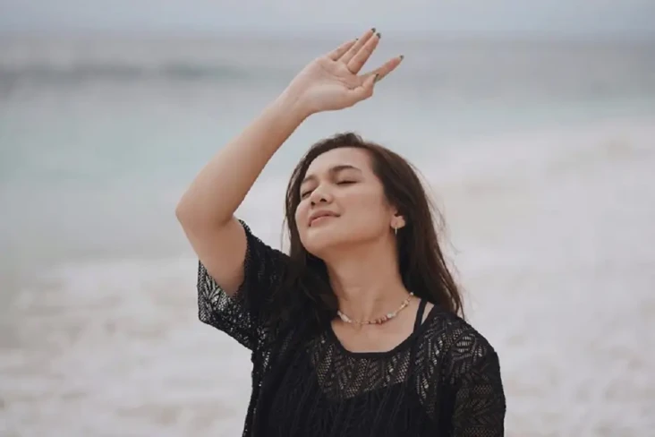 Ayah Dea Annisa Meninggal...